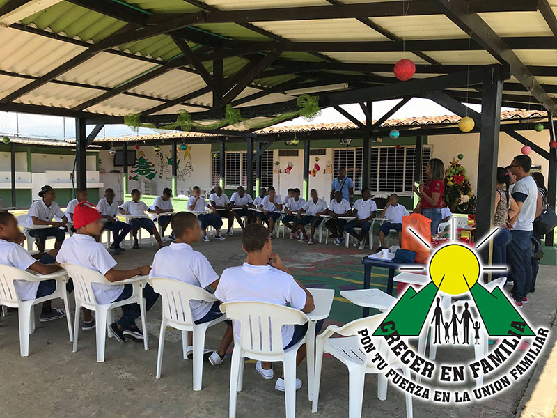 49121075_2110195319032755_7394426266155220992_o