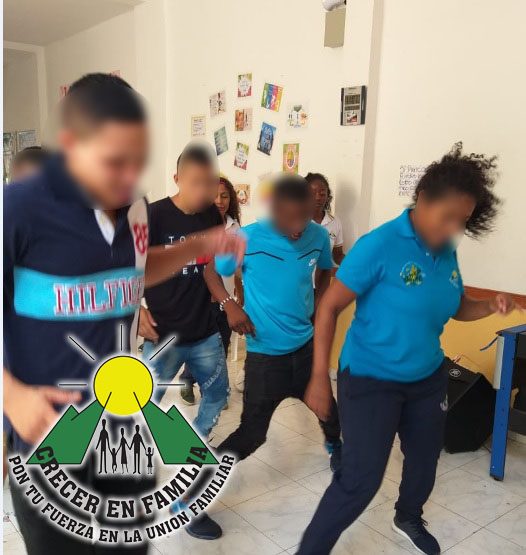 67672365_2429363590449258_193214648613339136_o