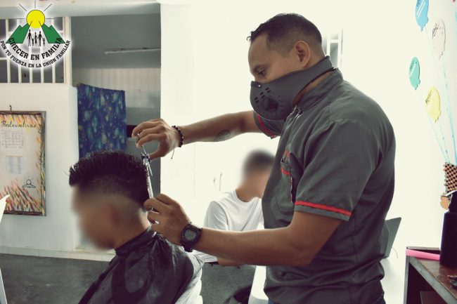 117335287_3310721352313473_8316447294761284931_n