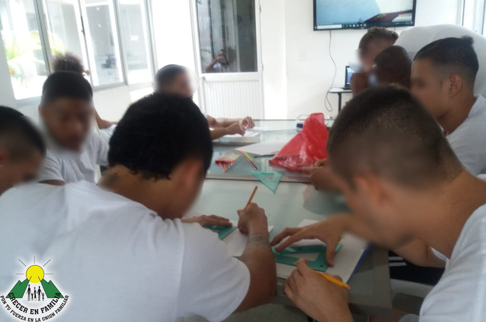 119605700_3427201633998777_3682165213109764514_o