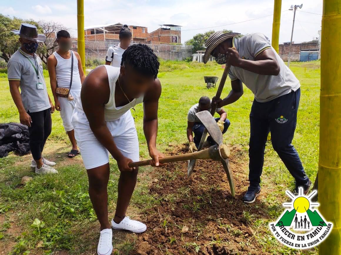 121250590_3508840115834928_5085435116625297380_o