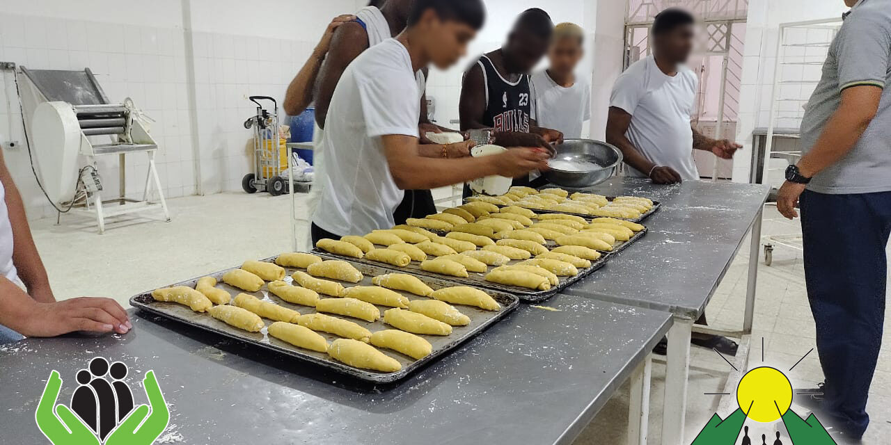 308121871_5677612388957679_8258144144056960673_n