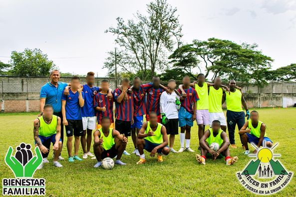 319921440_578391410766735_259781226522561397_n